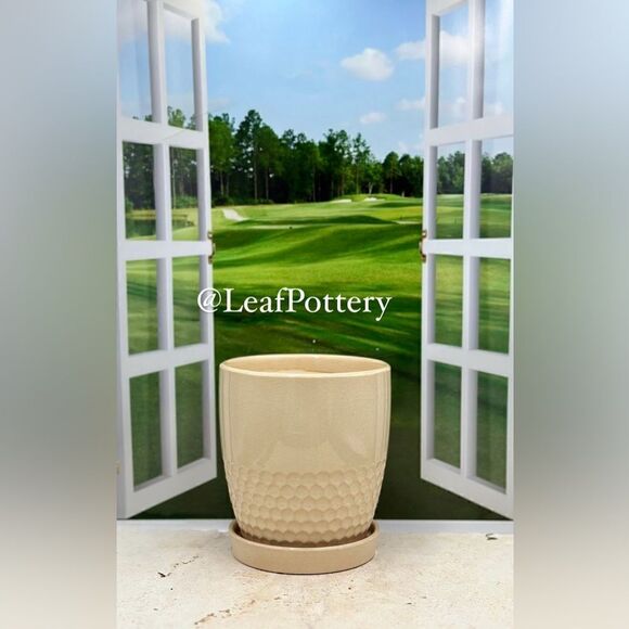 Honeycomb Beige Ceramic Planter Pot with Saucer Attached - Picture 4 of 9